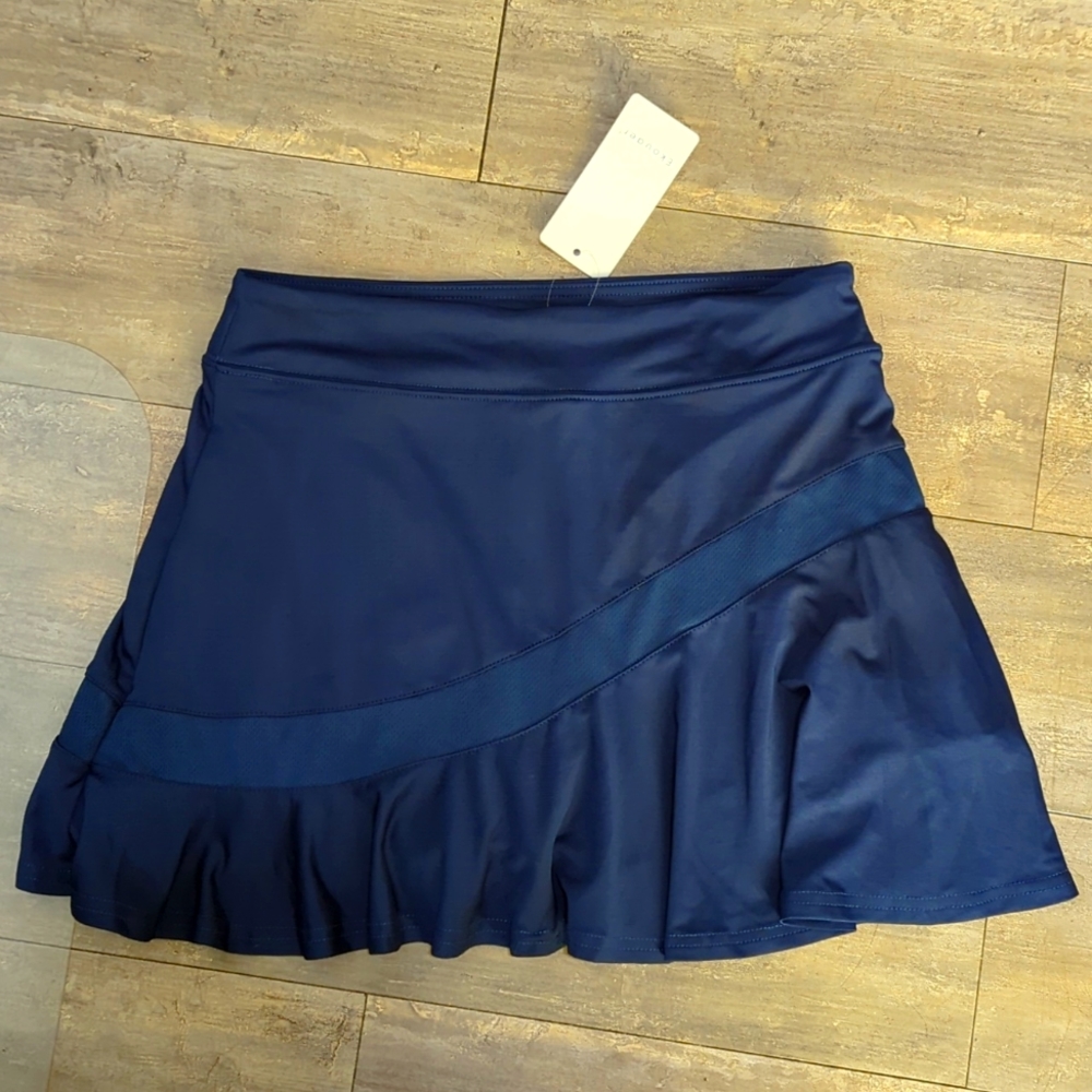 NWT Athletic Skirt with Built in Shorts in Navy Size Medium